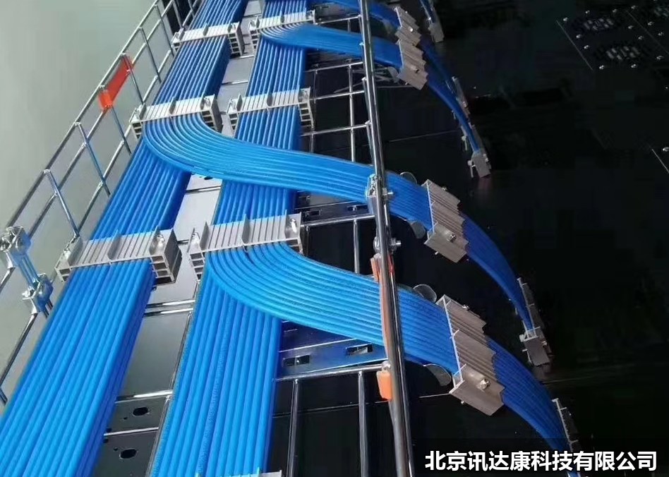 综合布线施工现场