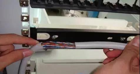 110语音配线架的线缆打法