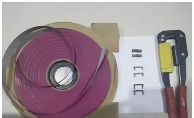 弱电工程LED显示屏安装过程图解