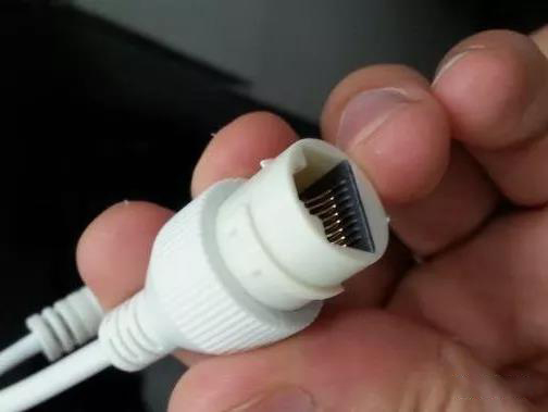 安防监控设备如何防雷防雨？