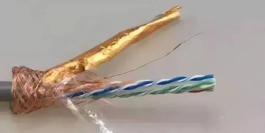 如何区分：屏蔽网线、双绞线、超五类双屏蔽网线的作用？